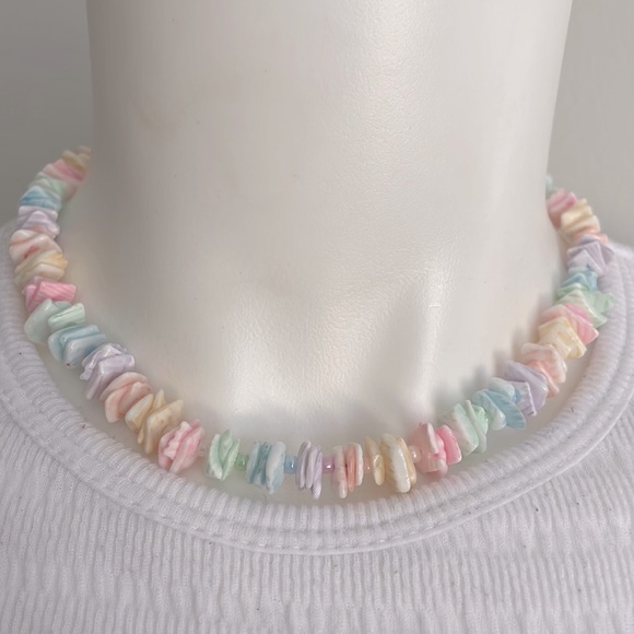Seashell choker - Picture 1 of 3